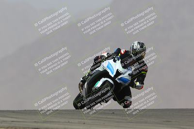 media/Mar-28-2022-Superbike Trackdays (Mon) [[b8603d0f67]]/Advanced Group (1pm-130pm)/Turn 9/